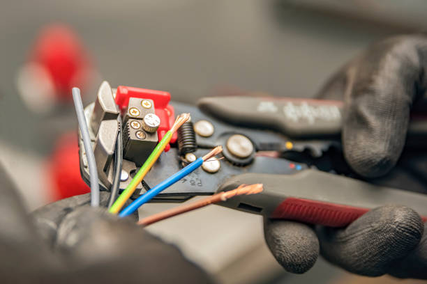 Best Emergency Electrician Near Me  in Belle Plaine, IA